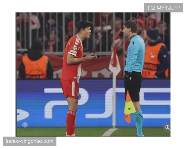 拜仁四后卫体系复盘:塔与金玟哉中卫组合的防空表现 拜仁四后卫体系复盘:塔与金玟哉中卫组合的防空表现